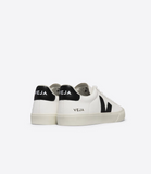 VEJA CAMPO CHROMEFREE WHITE BLACK WOMAN