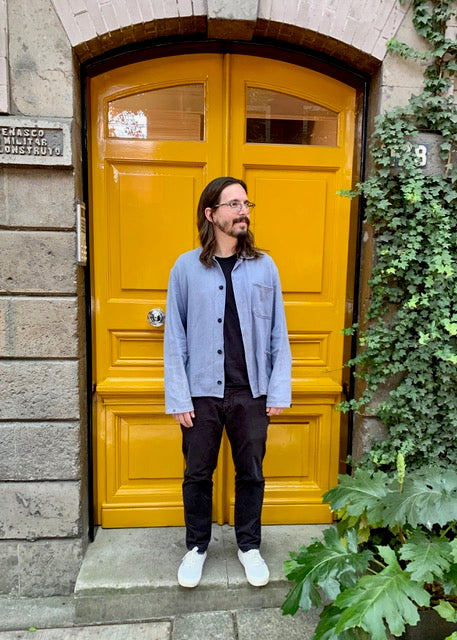 Behind the yellow door with Alejandro Champion