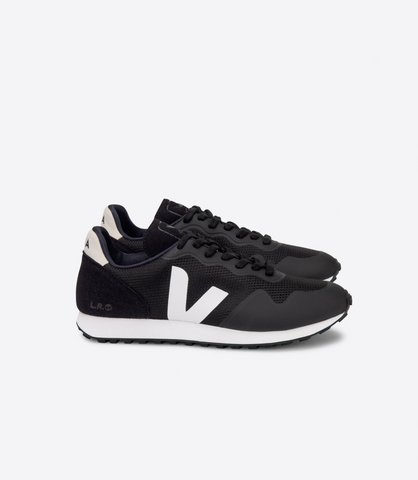 VEJA SDU TPU BLACK WHITE WOMAN