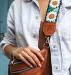 FLYLIKESTORE RINONERA EMMA CAMEL CON BORDADO