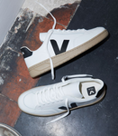VEJA V12 LT EXTRA WHITE BLACK DUNE MAN
