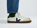 VEJA VOLLEY OT LEATH WHT NAUTI BARK WOMAN