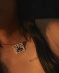 LORENA P COLLAR ICONO CANGREJO MOCHE CAO