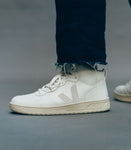 VEJA V-15 LEATHER EXTRA WHITE NATURAL MAN