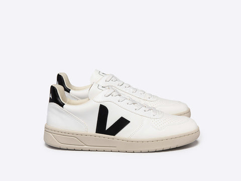 VEJA V10 LEATHER EXTRA WHITE BLACK MAN