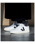 VEJA V-10 CWL WHITE BLACK WOMAN